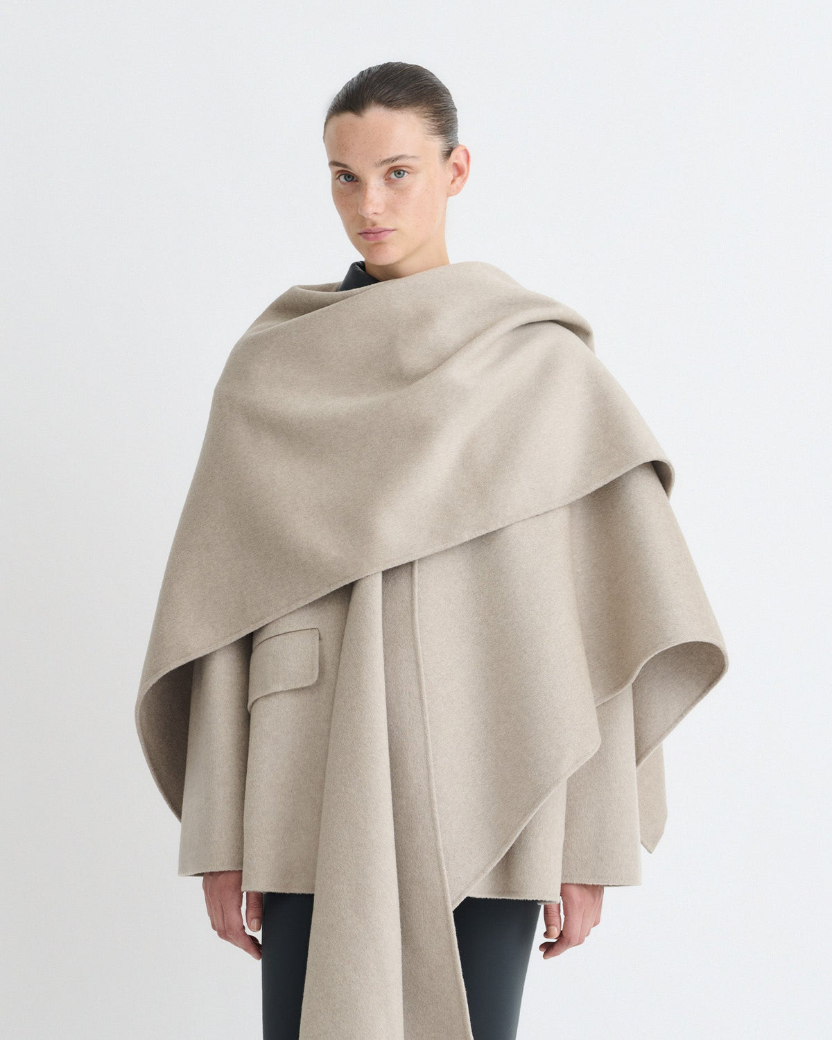 Kamin Scarf - Stone | Nanushka