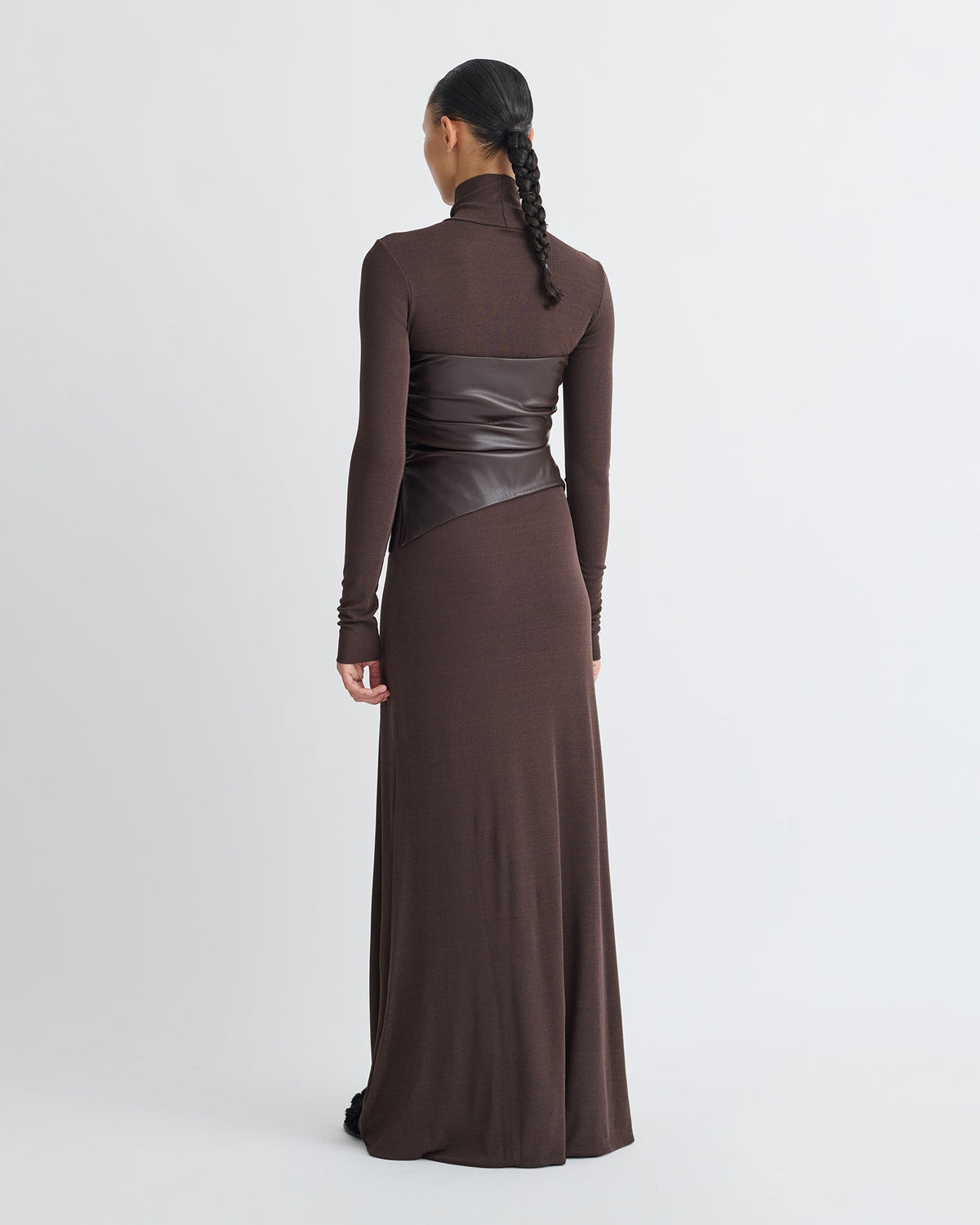 Amabel Maxi dress - Dark Oak/Coffee Ground | Nanushka