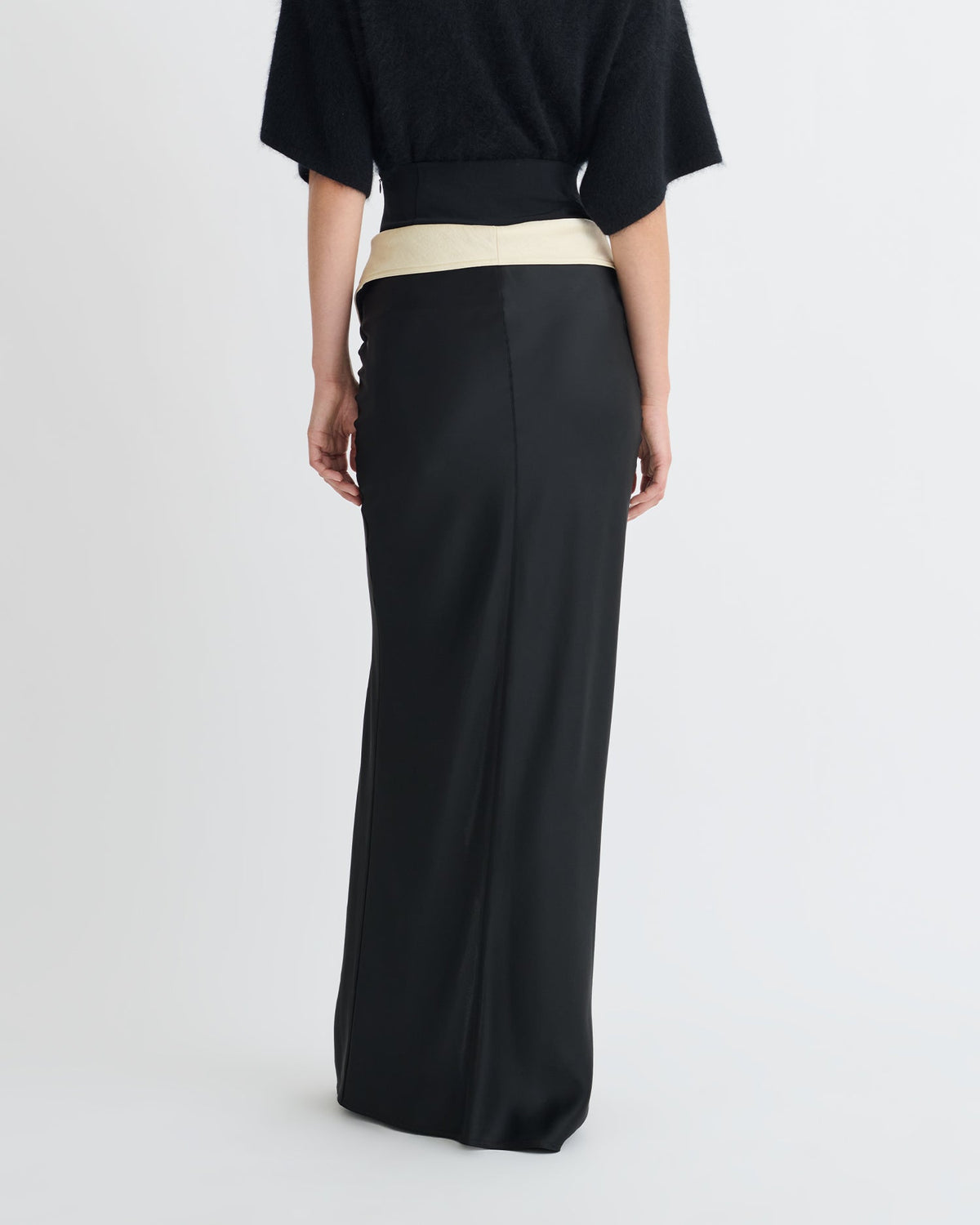 Mentari Maxi skirt - Black/Ecru | Nanushka