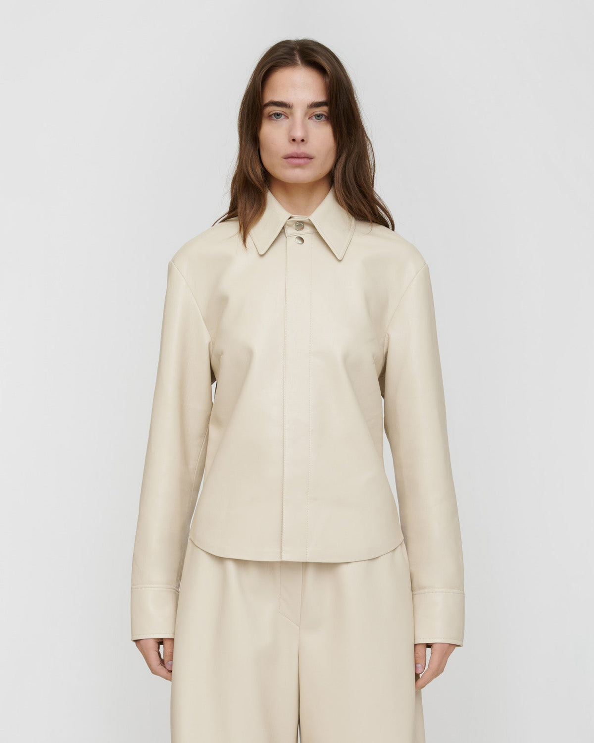 Izna Okobor ™ shirt jacket - Creme | Nanushka