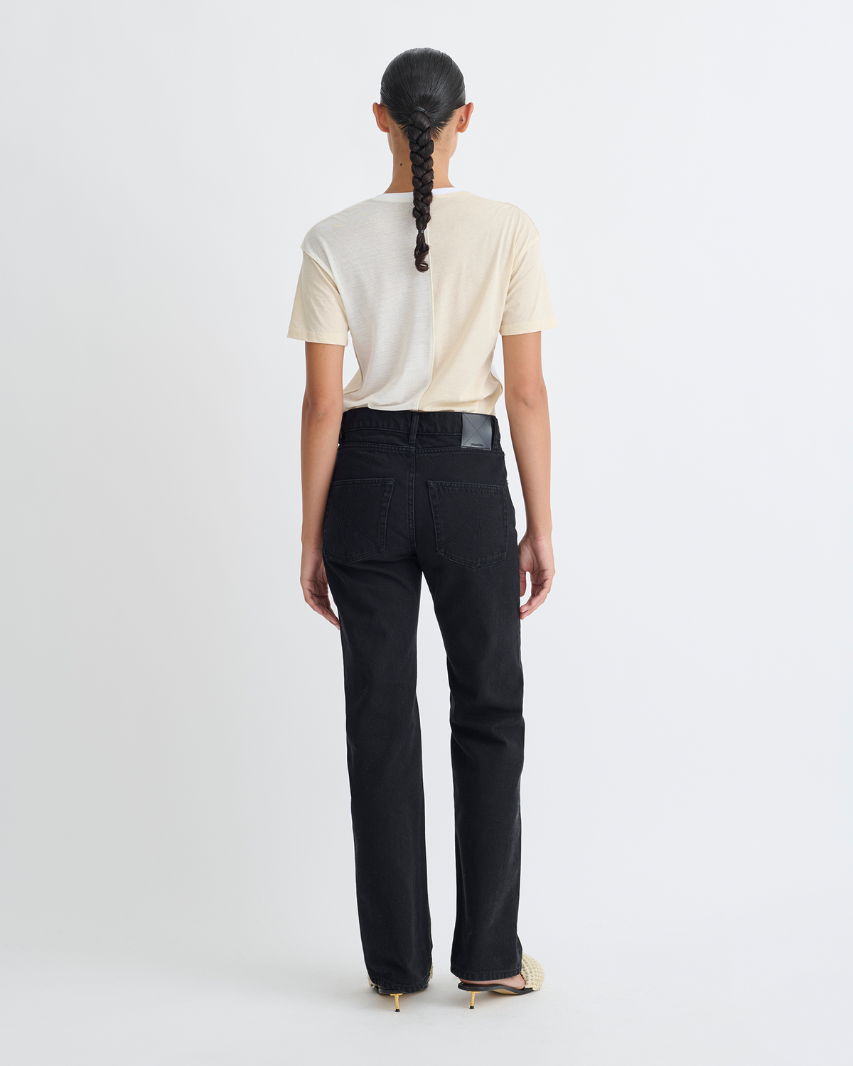 Hove T-shirt - White/Eggshell | Nanushka