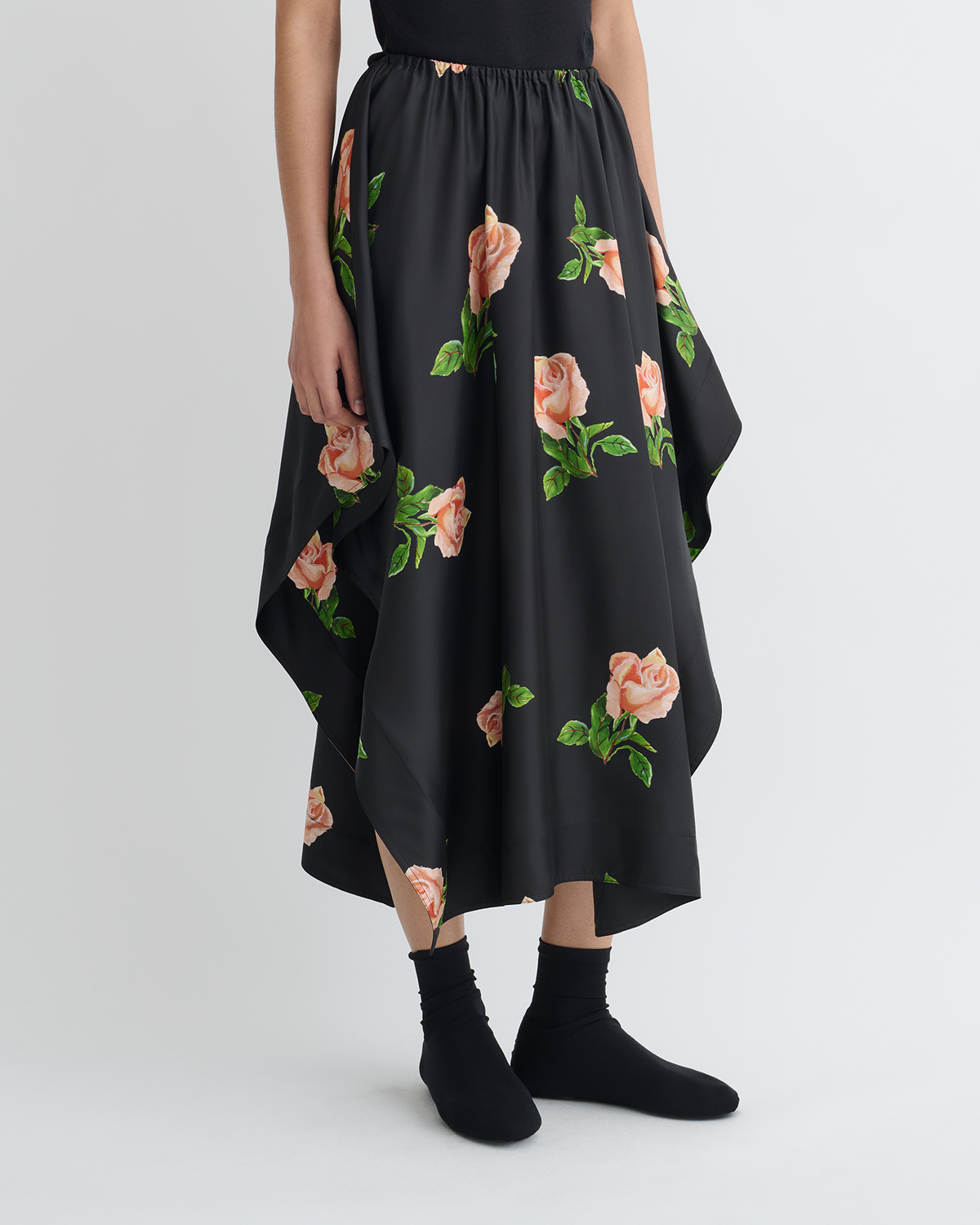 Ilariah Printed Silk Twill Midi Skirt - Off Black/Roses | Nanushka