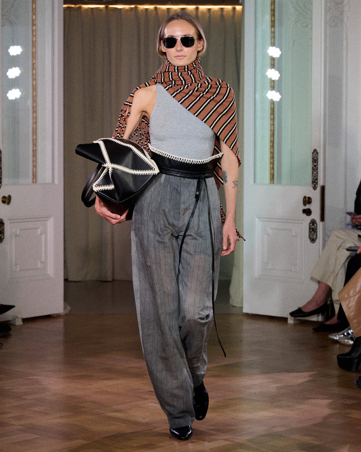 Hettie Barrel leg pants - Grey | Nanushka