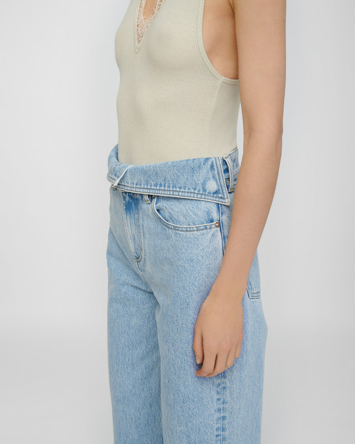 Akiva Jeans - Washed Blue | Nanushka