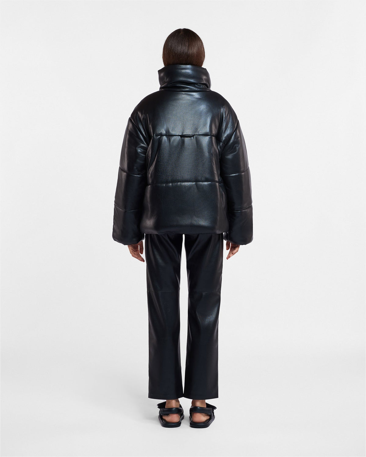 Hide Okobor™ puffer jacket - Black | Nanushka