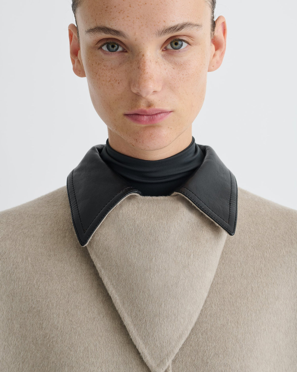 Rowina Regenerated leather coat - Stone/Black | Nanushka