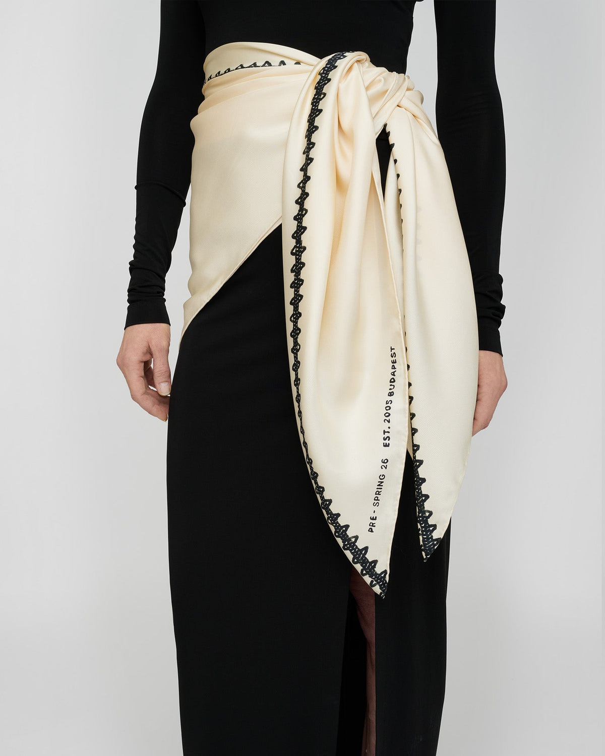 Miani Silk scarf - Origami Creme | Nanushka