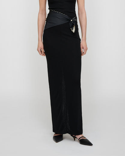 Shoul Silk scarf - Origami Black | Nanushka