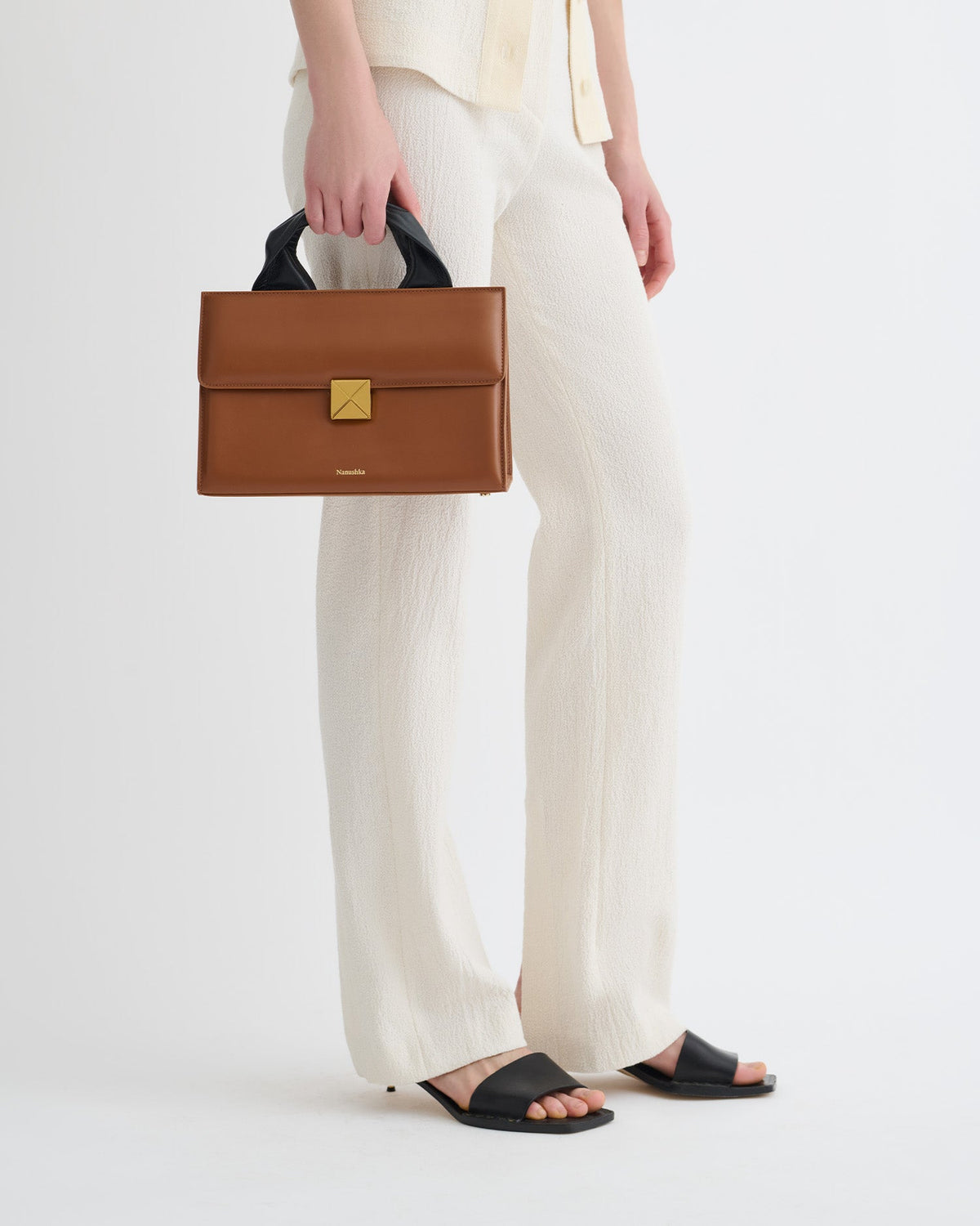 The SANDI Lock Top handle bag - Tan | Nanushka