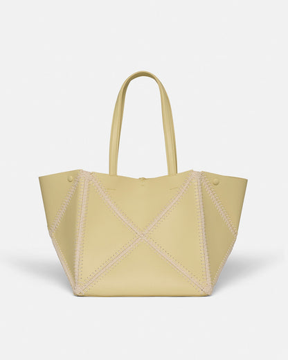Origami Tote Alt-Nappa crochet tote - Moonbeam/Crème | Nanushka