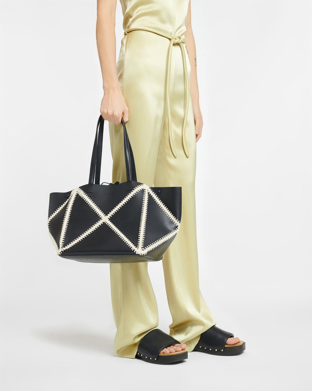 Origami Tote Alt-Nappa crochet tote - Black/Crème | Nanushka