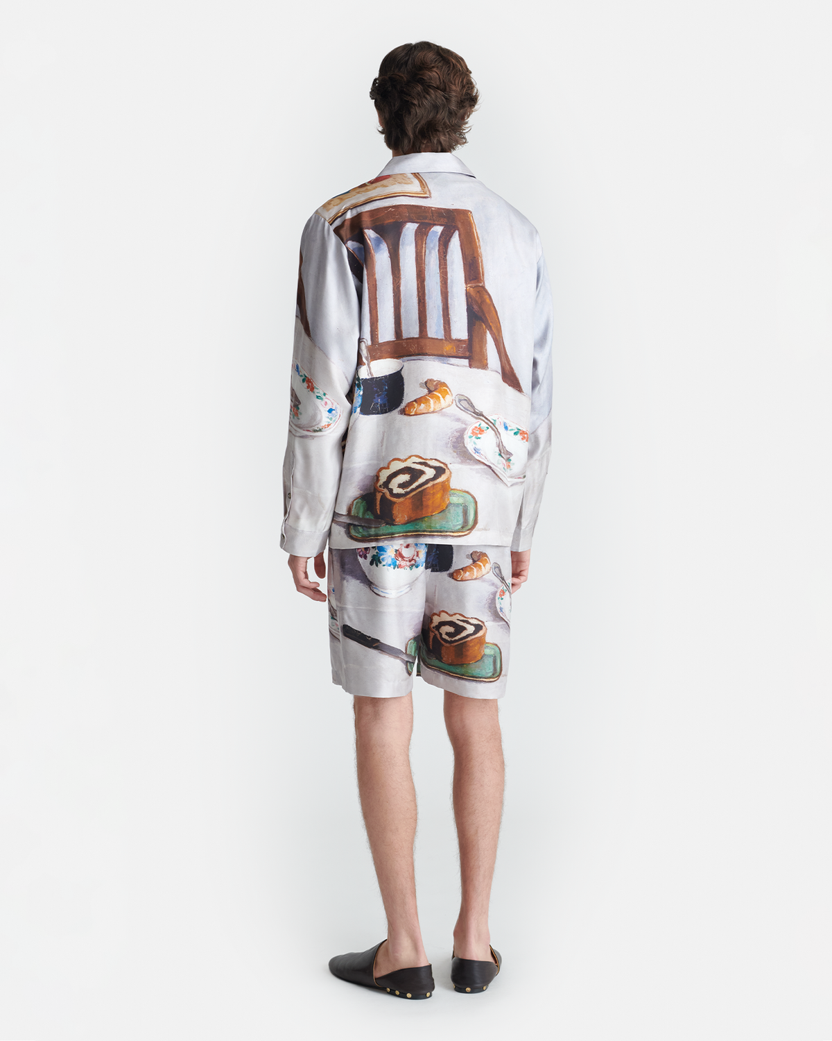 Doxxi Printed Silk Twill Shorts - Poppyseed Cake | Nanushka