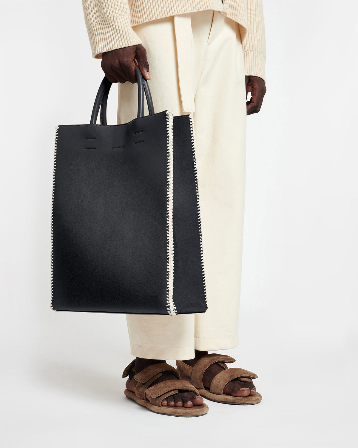 The Compass Tote Crochet tote bag - Black/Creme | Nanushka