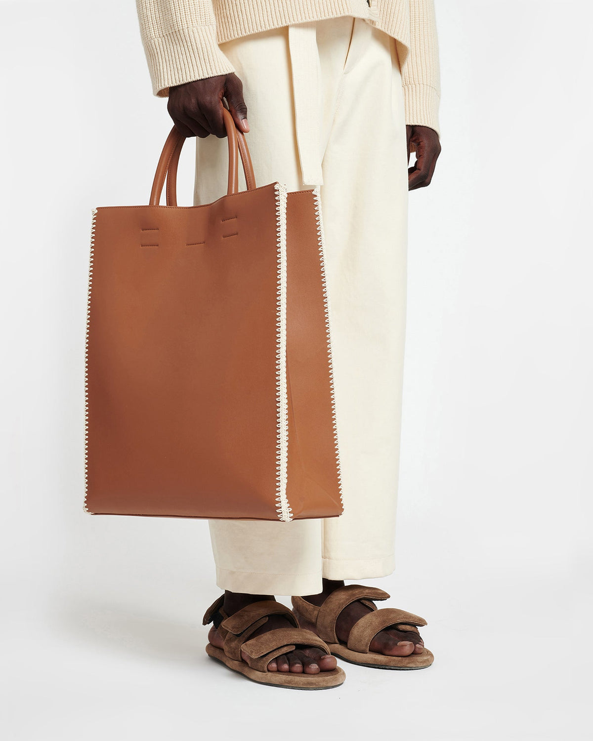 The Compass Tote Crochet tote bag - Tan/Crème | Nanushka