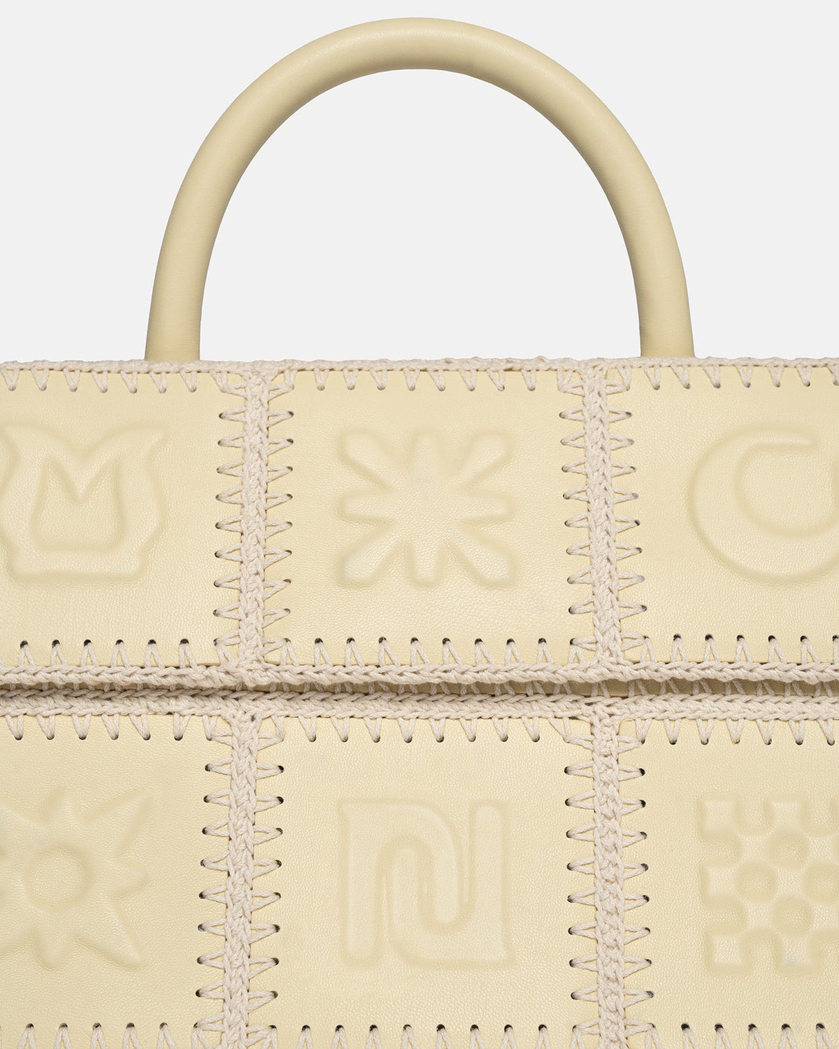 The SANDI Symbol Top handle bag - Moonbeam | Nanushka