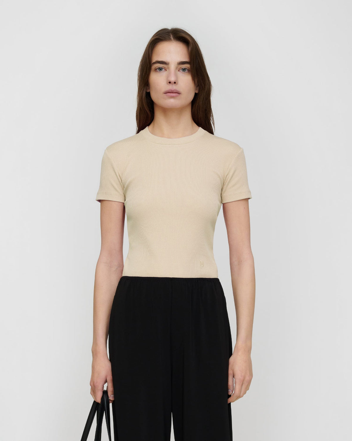 Axton T-shirt - Creme | Nanushka