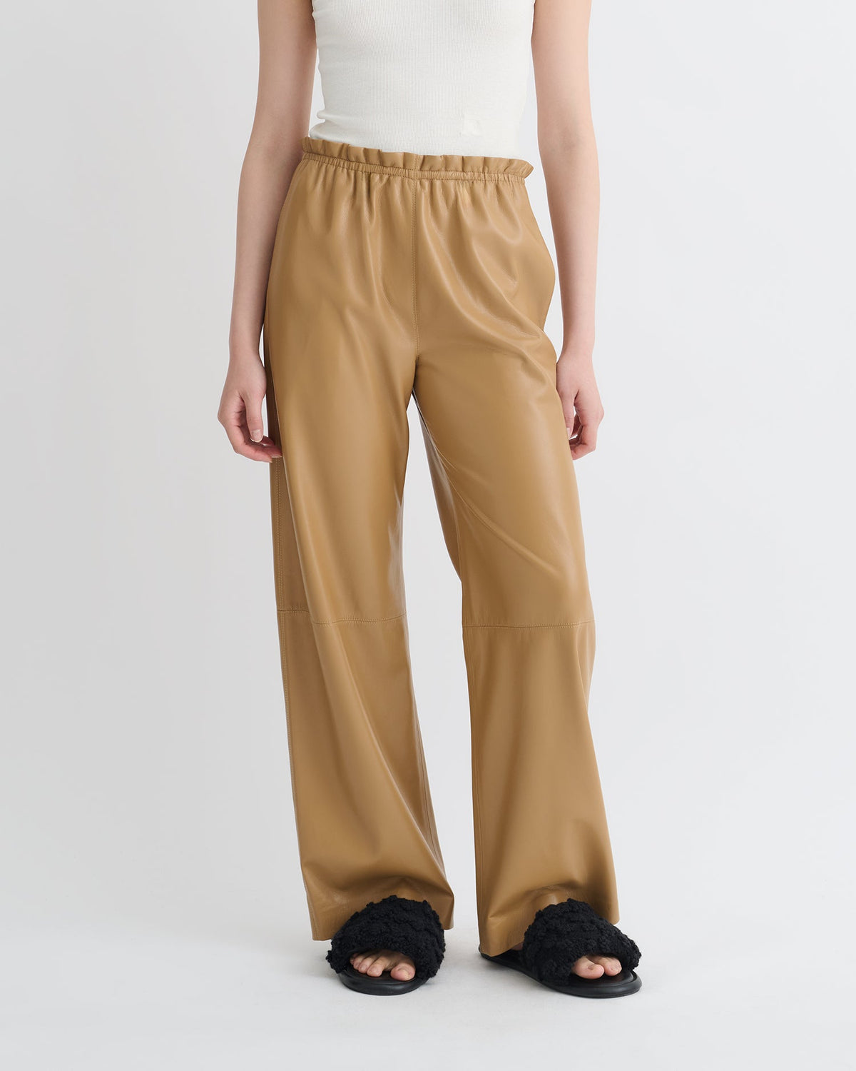 Geb Okobor™ Alt-Leather Pants - Oak | Nanushka