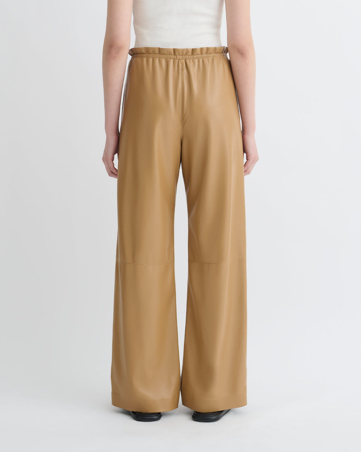 Geb Okobor™ Alt-Leather Pants - Oak | Nanushka