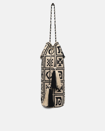 Wayuu Symbol Maxi Crocheted Bucket Bag - Kopjafa Black/Creme | Nanushka
